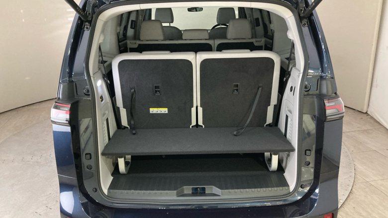 Volkswagen ID. Buzz 210kW Life Pro 86kWh 5dr LWB Auto [7 Seat] Electric Estate